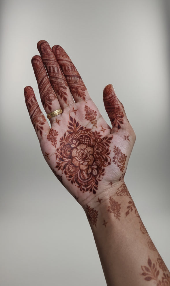 100% Natural Organic Bridal Henna Cone & Bridal Box